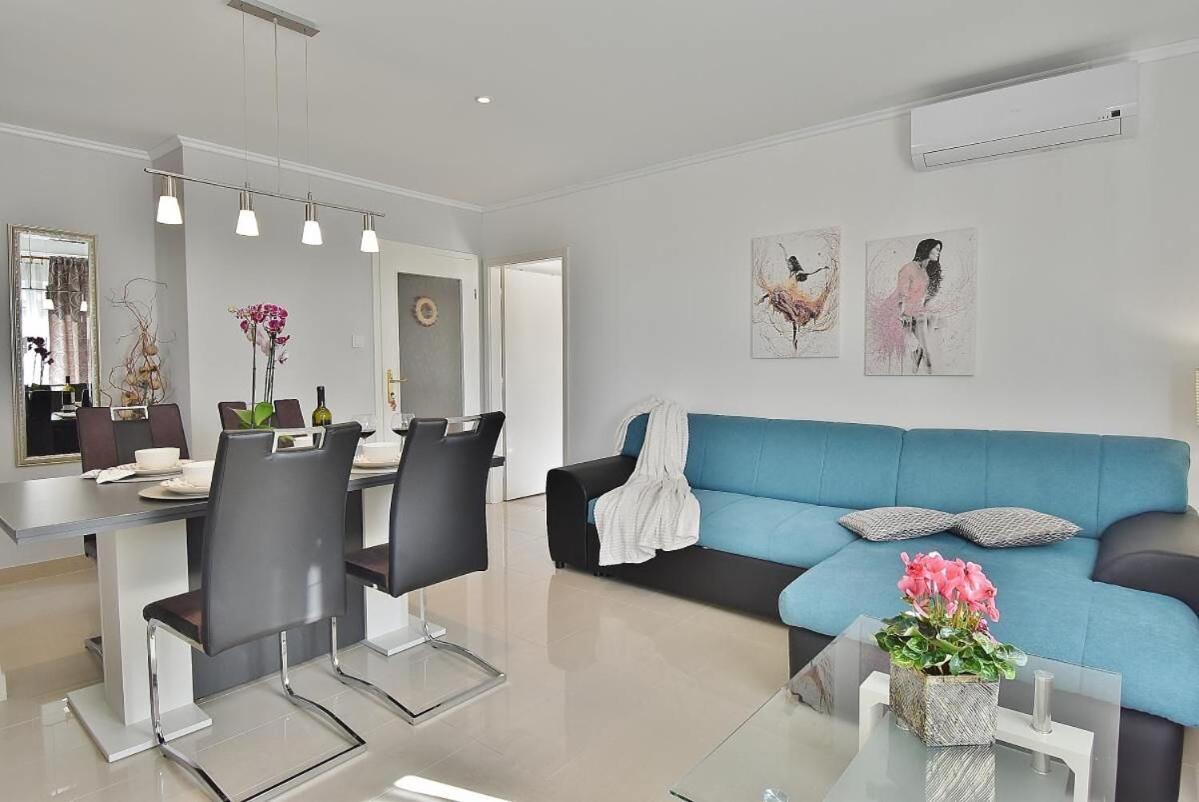 Apartments Ruzica Banjol 外观 照片