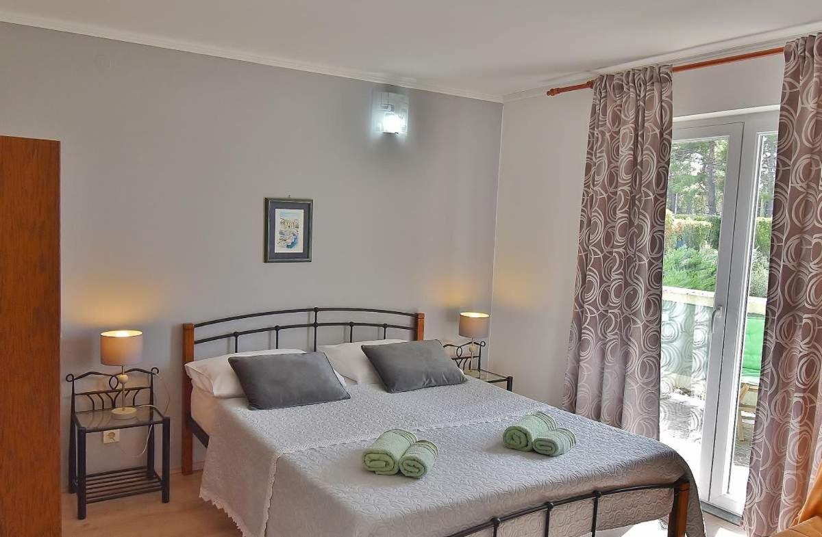 Apartments Ruzica Banjol 外观 照片