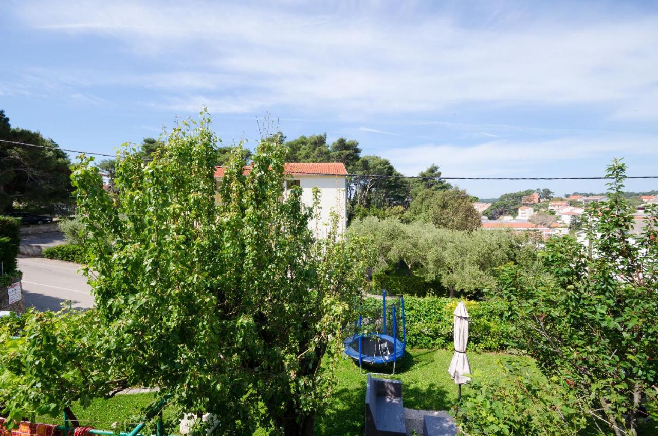 Apartments Ruzica Banjol 外观 照片